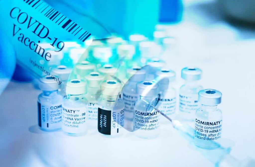 Ερευνητές εξετάζουν τα εμβόλια που σχετίζονται με αυξημένο κίνδυνο εγκεφαλικού