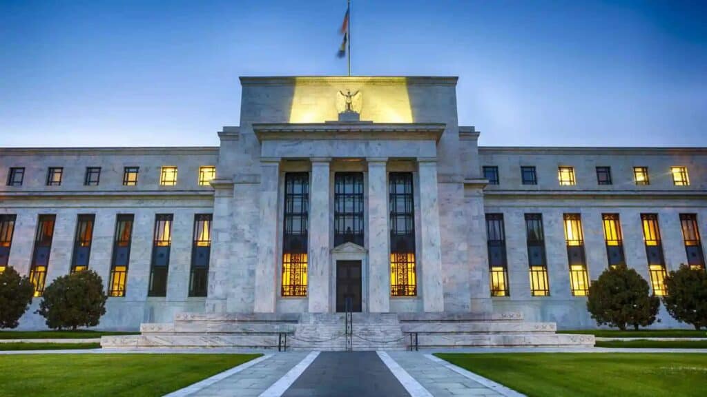 CNN Business αναφέρει ότι ο δείκτης που προκαλεί ανησυχία στη Fed και προβληματίζει κάθε Κεντρική Τράπεζα είναι ένας
