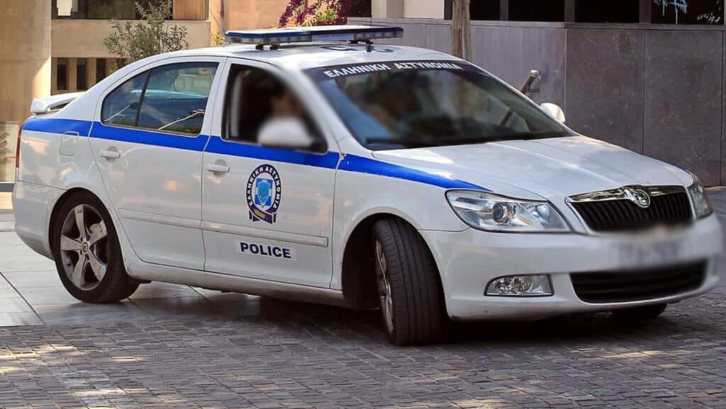Ξάνθη: Κατέληξε η 19χρονη που παρέσυρε και εγκατέλειψε αστυνομικός 7 Ξάνθη: Κατέληξε η 19χρονη που παρέσυρε και εγκατέλειψε αστυνομικός