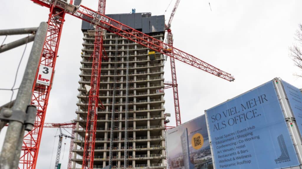 Bloomberg: Η Κατάρρευση της Signa Holding Ενδέχεται να Προκαλέσει Τεκτονικές Δονήσεις στο Ευρωπαϊκό real estate