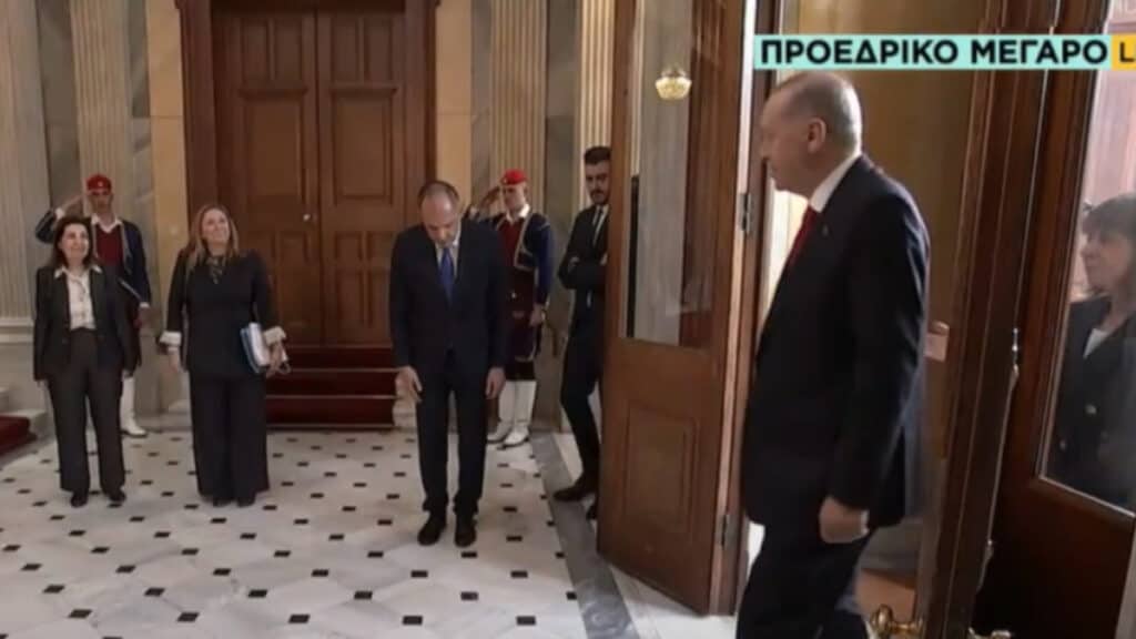 Μας κάνουν «Γεραπετρίτες»; 7 Μας κάνουν «Γεραπετρίτες»;