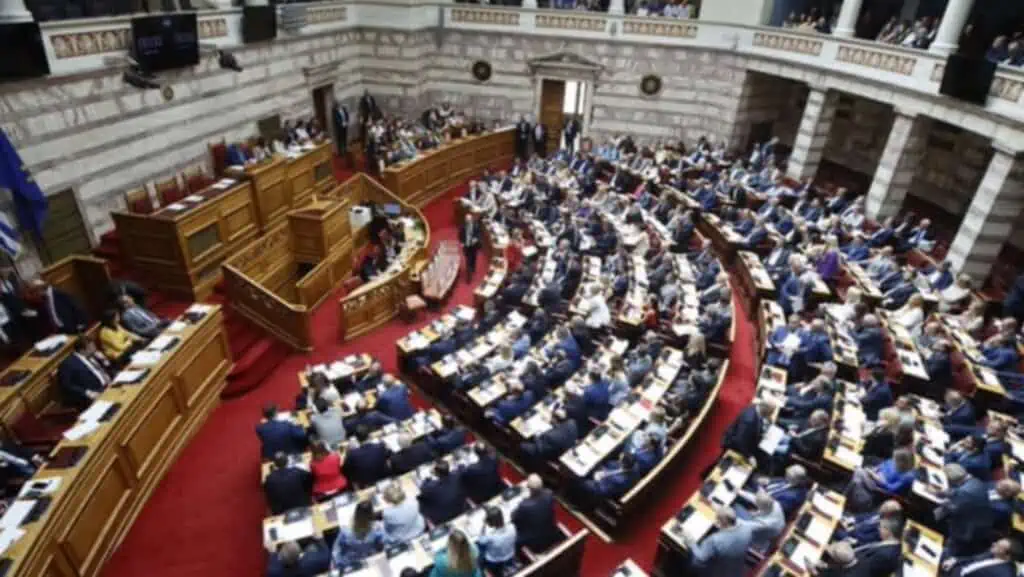 Επιστολική ψήφος: Ψηφίστηκε επί της αρχής το νομοσχέδιο για τις ευρωεκλογές 2024!;