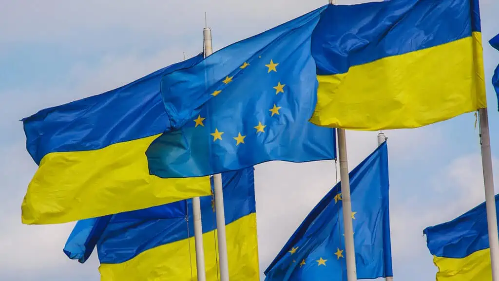 Η ΕΕ δίνει 50 δισ. ευρώ στην Ουκρανία και αφήνει τους αγρότες με «άδειες τσέπες» και αμφίβολο μέλλον