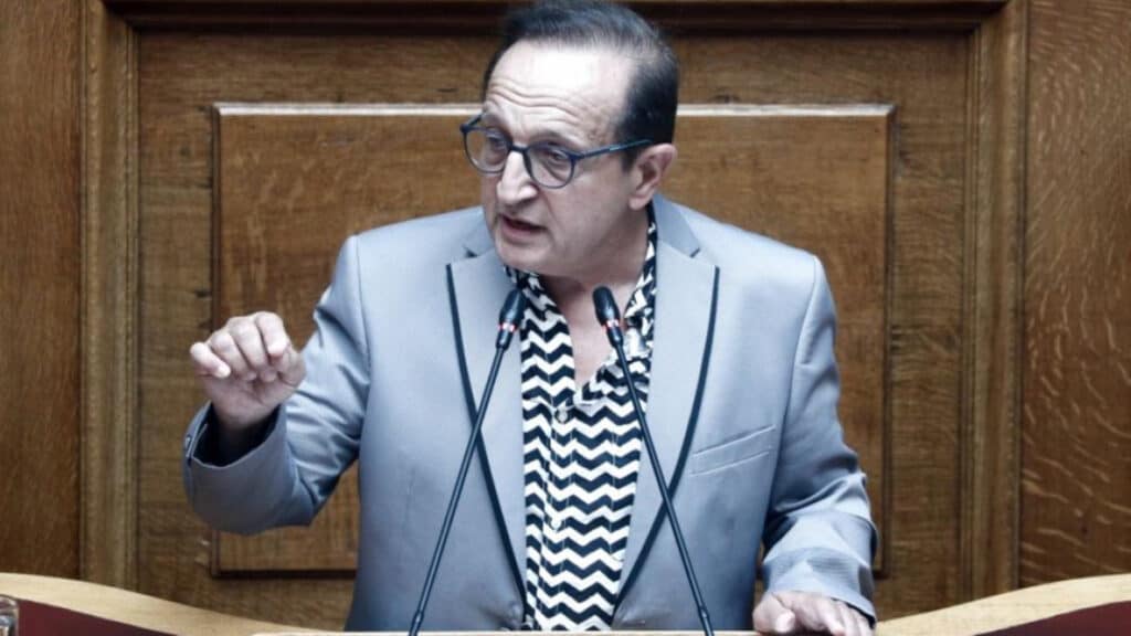Σπύρος Μπίμπιλας: «Σε 10 χρόνια θα έρθουν οι τεχνητές μήτρες και οι ΛΟΑΤΚΙ+ θα παραγγέλνουν τα παιδιά τους»! (βίντεο)