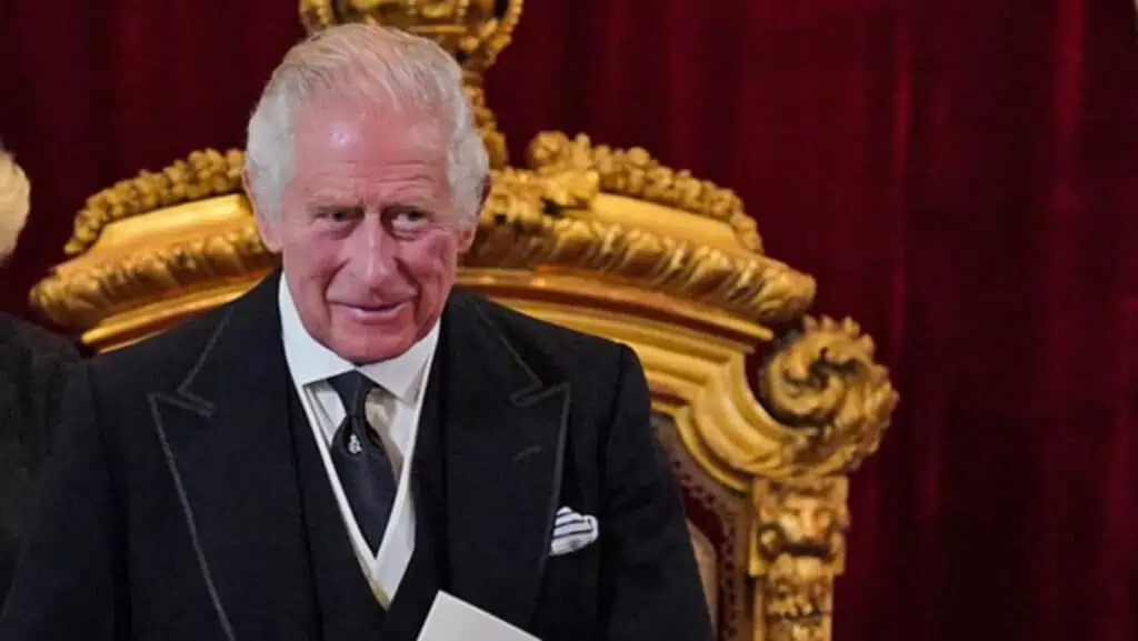 Με καρκίνο διαγνώστηκε ο βασιλιάς Κάρολος Γ’ του Ηνωμένου Βασιλείου – Δρομολογείται η διαδοχή του