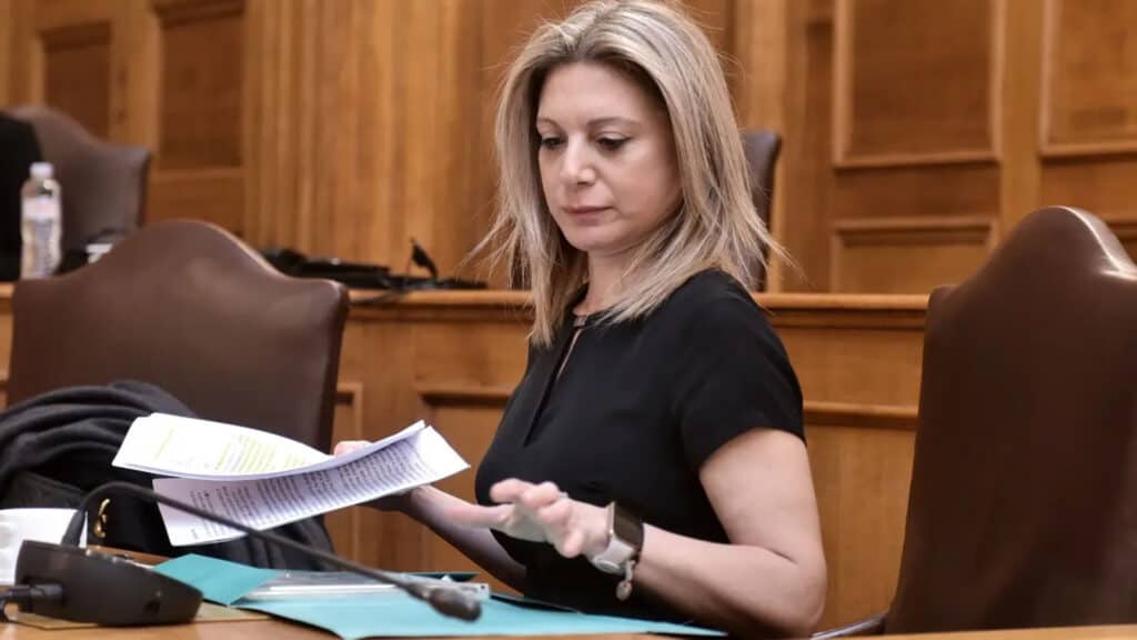 Έγκλημα στα Τέμπη – Μ.Καρυστιανού: «Πήγα στον Άρειο Πάγο να δώσω στοιχεία και μου είπαν να πάω στην Εκκλησία να με βοηθήσει»! (Βίντεο)