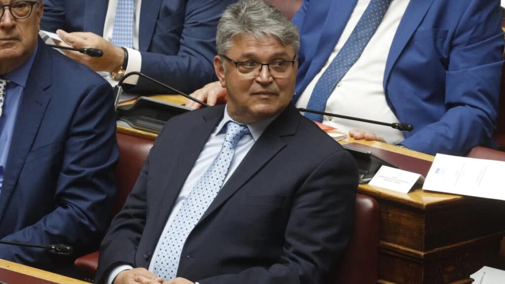 Δημήτρης Νατσιός σε Κεραμέως: “Χαίρομαι που περάσαμε μαζί το νομοσχέδιο για τους αποδήμους”